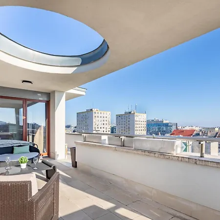 Penthouse - Modern Luxury - Sunny Apartament